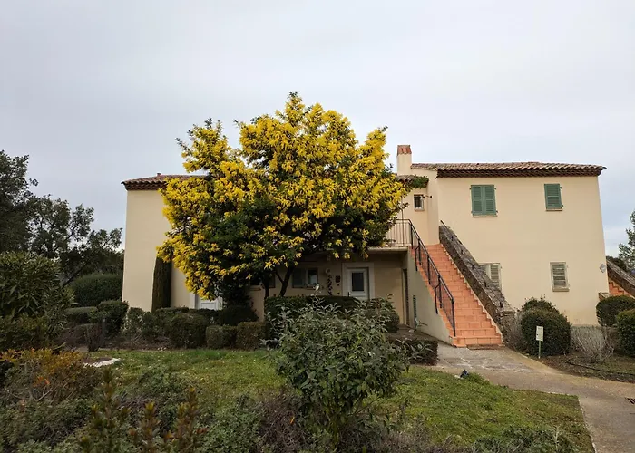 Joli F2 Saint Endreol Hameau Palayson Var