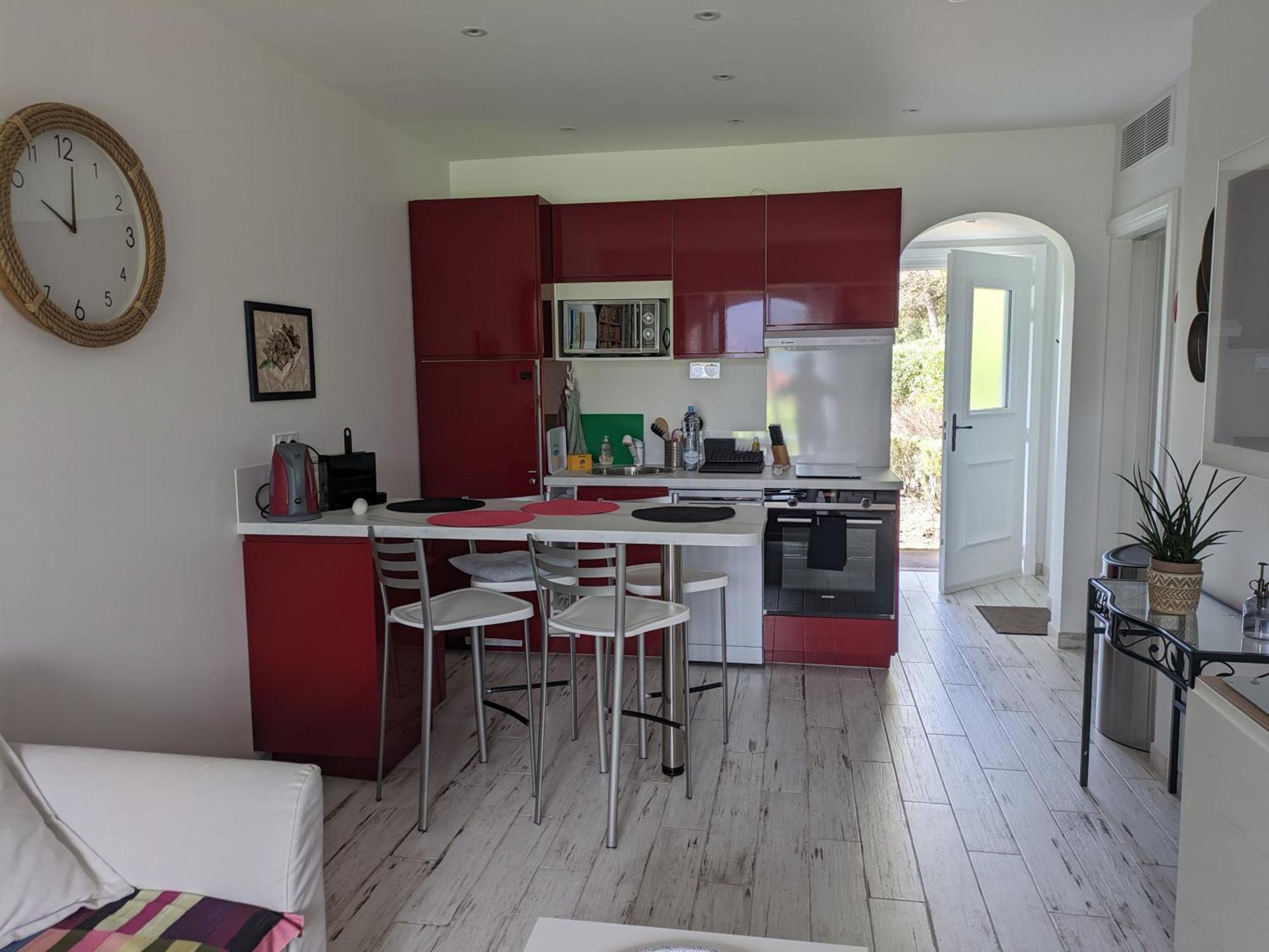 Apartment Joli F2 Saint Endreol Hameau Palayson