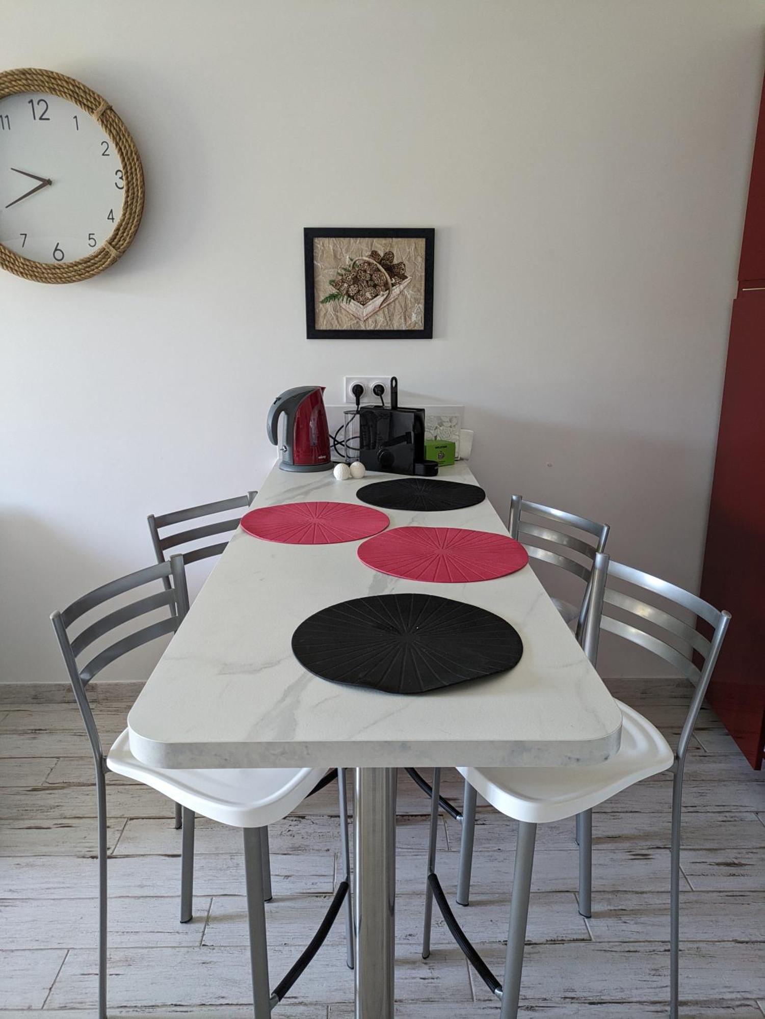 Apartment Joli F2 Saint Endreol Hameau Palayson